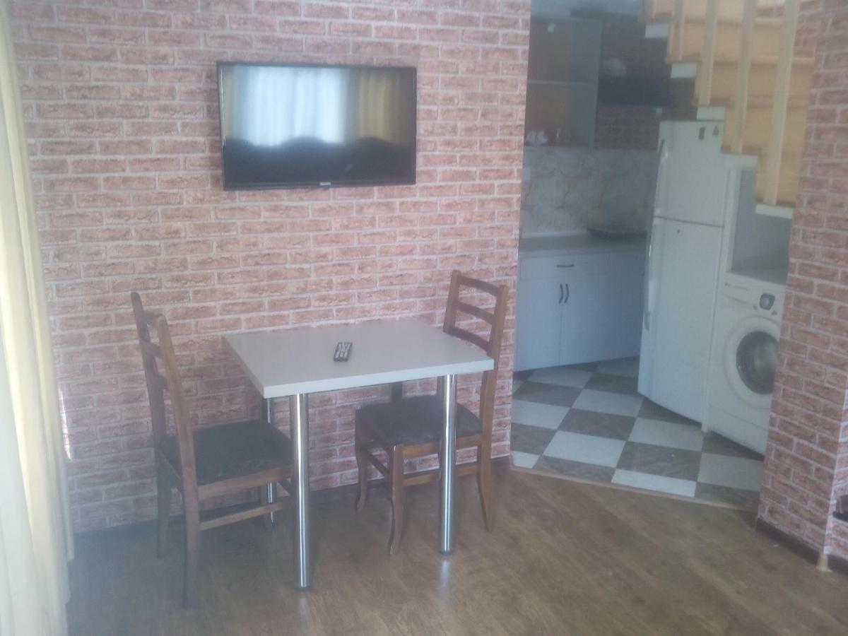 Malu Villa Кутаиси Екстериор снимка